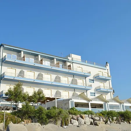 Ξενοδοχείο Capo Nettuno 4*